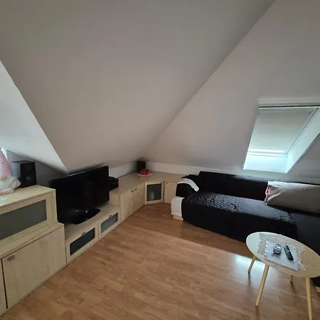 Oddih V Mirnem In Zelenem Okolju Apartment Skofljica