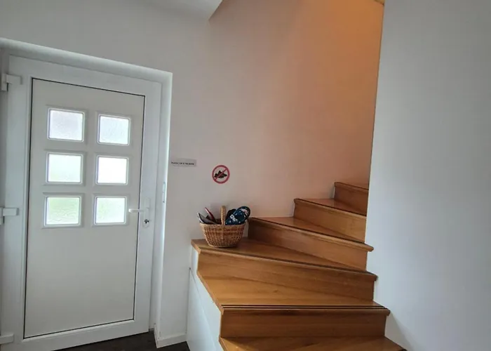 Oddih V Mirnem In Zelenem Okolju Appartement Škofljica